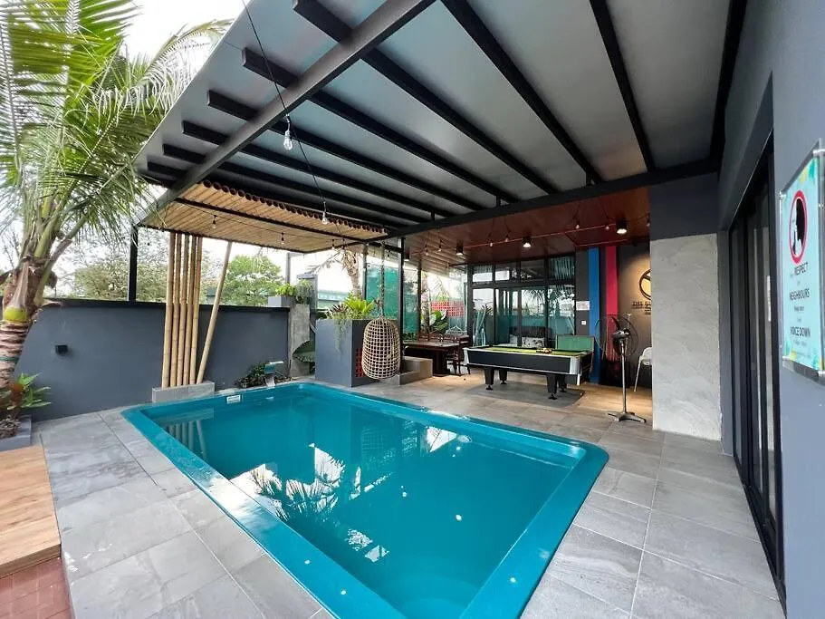 Holiday home The Riimbun . Private Pool . Bbq . Karaoke Villa Johor Bahru