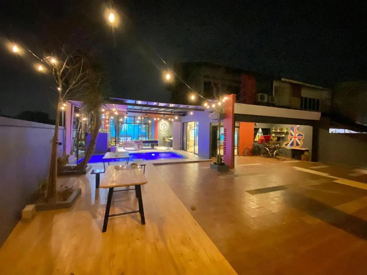 Σπίτι διακοπών The Riimbun . Private Pool . Bbq . Karaoke Βίλα Τζόχορ Μπάχρου